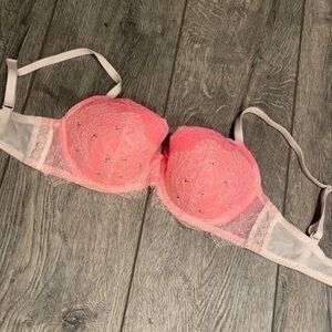 Victoria’s Secret bra 34D dream angel collection coral
